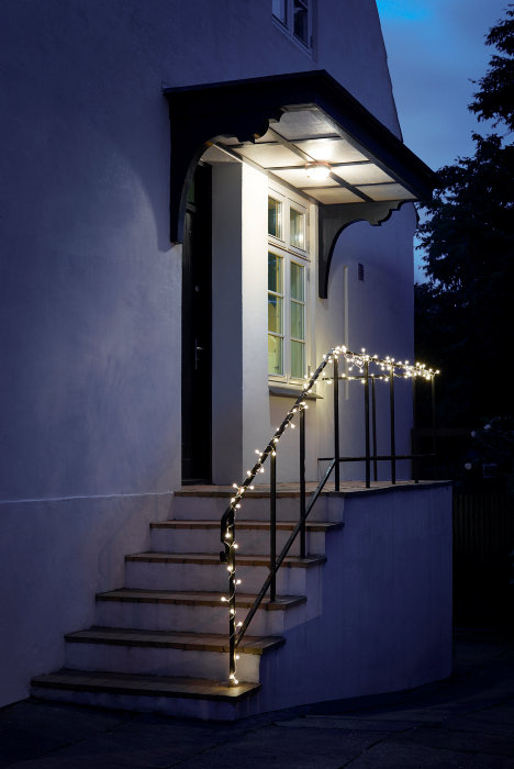 Lyskæde Basis m/snebolde 100 LED 9,9 meter